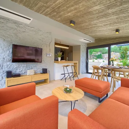 Feriehus Haus Jerini By Interhome